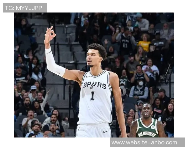 名记称文班亚马如外星人NBA近20年未见如此独特球员