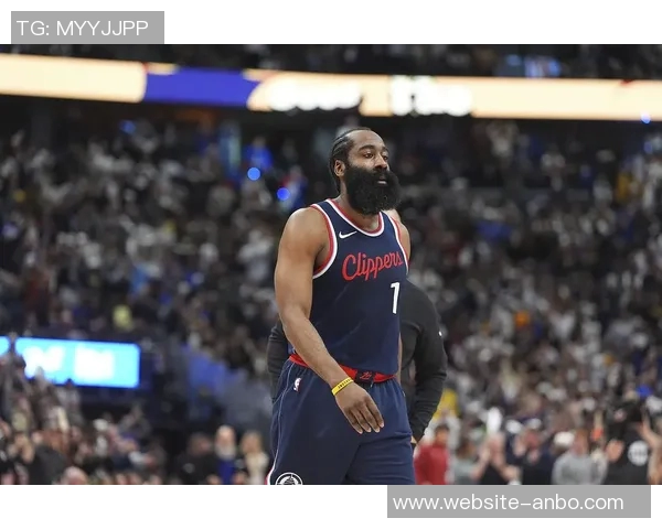 哈登生涯得分突破28000成NBA历史第三位后卫仅次于科比和乔丹