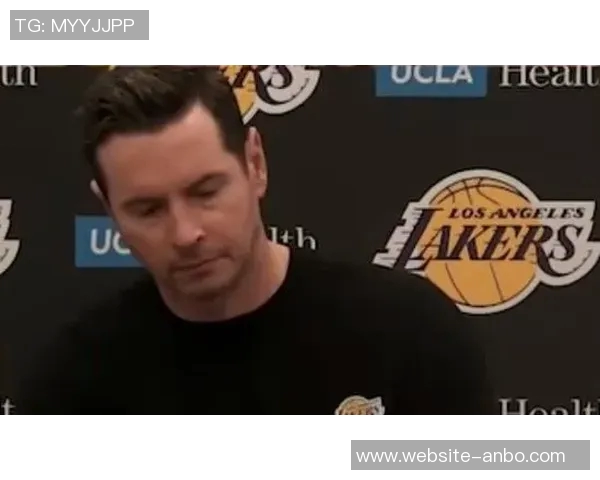 雷迪克分析太阳防守策略与马威篮下威慑导致球队频繁失误